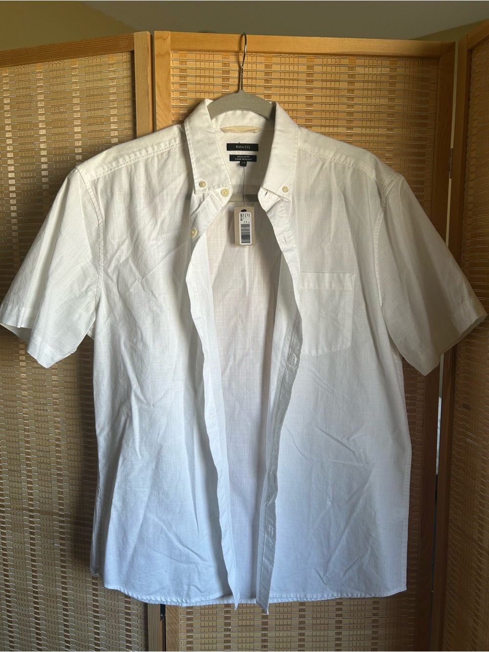RW&CO. NWT white cotton button-up